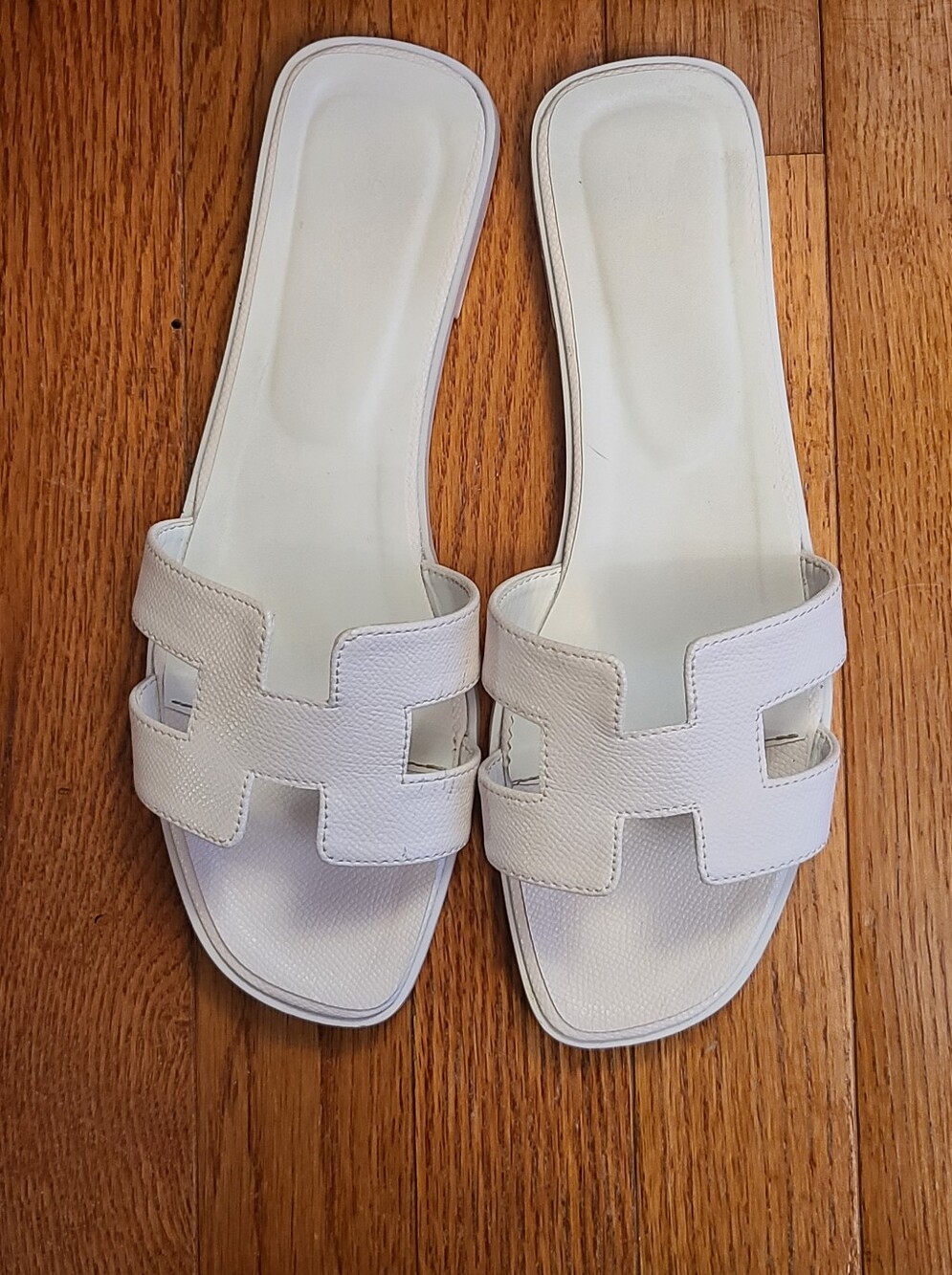 Hermes White Flats